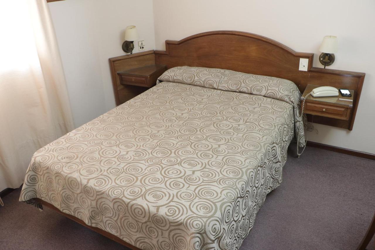 Hotel Catedral 3*